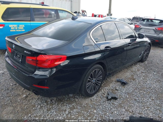 BMW 530I 2019 WBAJA5C53KWW07660 Image 4