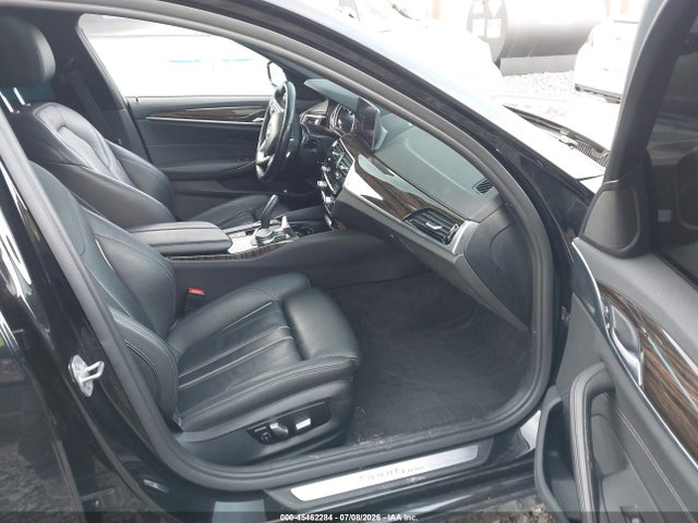 BMW 530I 2019 WBAJA5C53KWW07660 Image 5