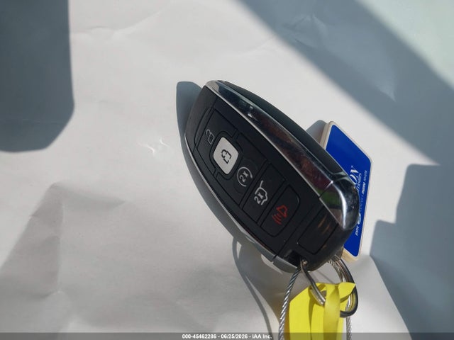 Продажа на аукционе авто 2019 Lincoln Mkc Standard, vin: 5LMCJ1C99KUL50662, номер лота: 45462286