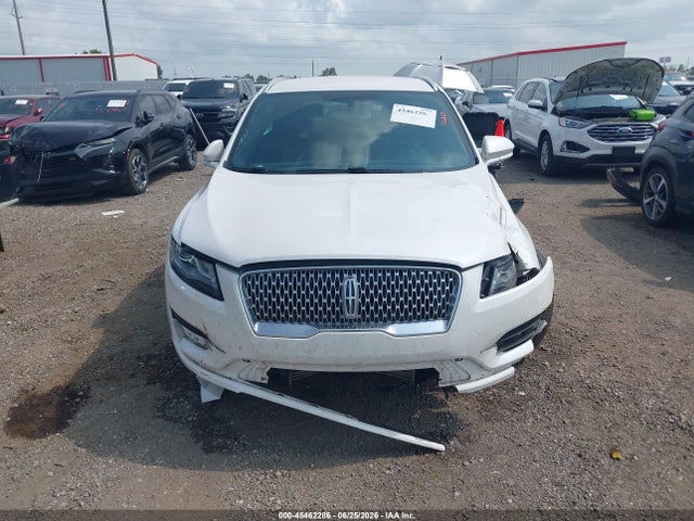 Продажа на аукционе авто 2019 Lincoln Mkc Standard, vin: 5LMCJ1C99KUL50662, номер лота: 45462286