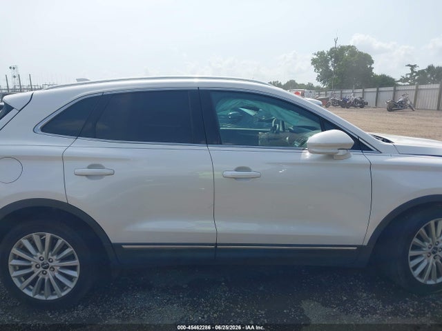 Продажа на аукционе авто 2019 Lincoln Mkc Standard, vin: 5LMCJ1C99KUL50662, номер лота: 45462286