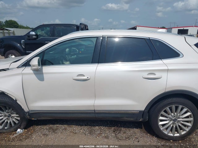 Продажа на аукционе авто 2019 Lincoln Mkc Standard, vin: 5LMCJ1C99KUL50662, номер лота: 45462286