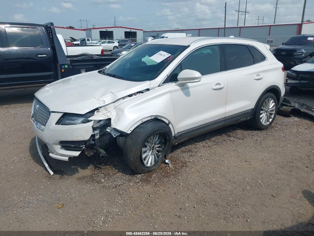 Продажа на аукционе авто 2019 Lincoln Mkc Standard, vin: 5LMCJ1C99KUL50662, номер лота: 45462286