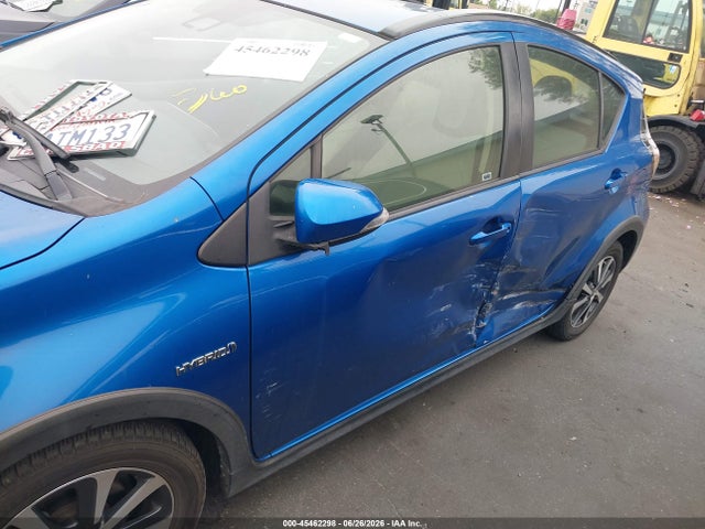 Toyota Prius C One 2018 JTDKDTB37J1601116 Image 12