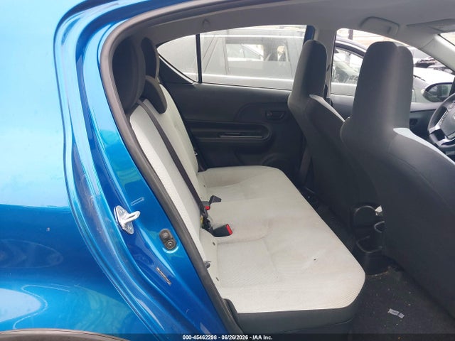 Toyota Prius C One 2018 JTDKDTB37J1601116 Image 8