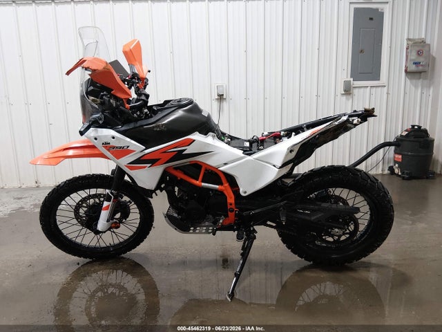 Продаж на аукціоні авто 2025 Ktm 390 Adventure, vin: MD2JGJ408SN225377, номер лоту: 45462319