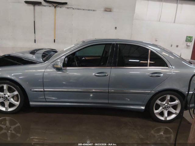 45462407 :رقم المزاد ، WDBRF52H47F910018 vin ، 2007 Mercedes-benz C 230 Sport مزاد بيع