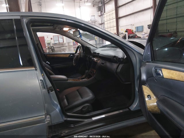 45462407 :رقم المزاد ، WDBRF52H47F910018 vin ، 2007 Mercedes-benz C 230 Sport مزاد بيع