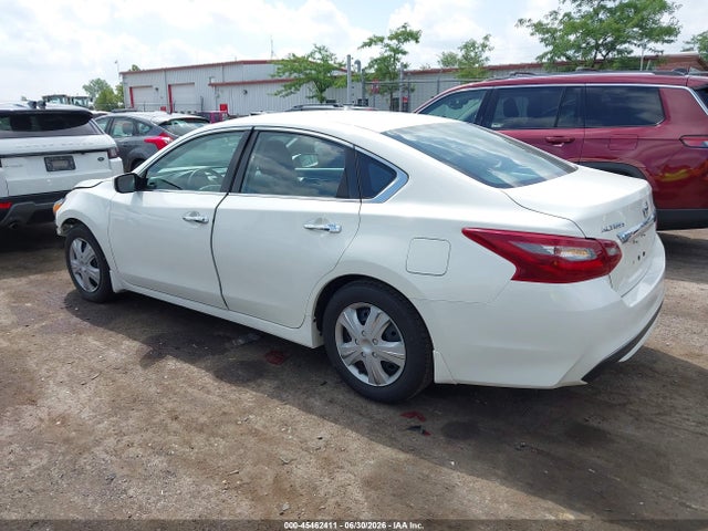 Продажа на аукционе авто 2018 Nissan Altima 2.5 S, vin: 1N4AL3AP1JC288867, номер лота: 45462411