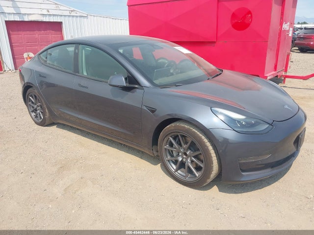 45462446 :رقم المزاد ، 5YJ3E1EA1MF092202 vin ، 2021 Tesla Model 3 Standard Range Plus Rear-wheel Drive مزاد بيع