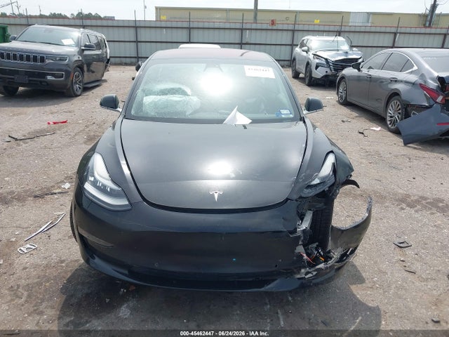 Tesla Model 3 Long Range/mid Range 2018 5YJ3E1EA3JF123011 Image 10