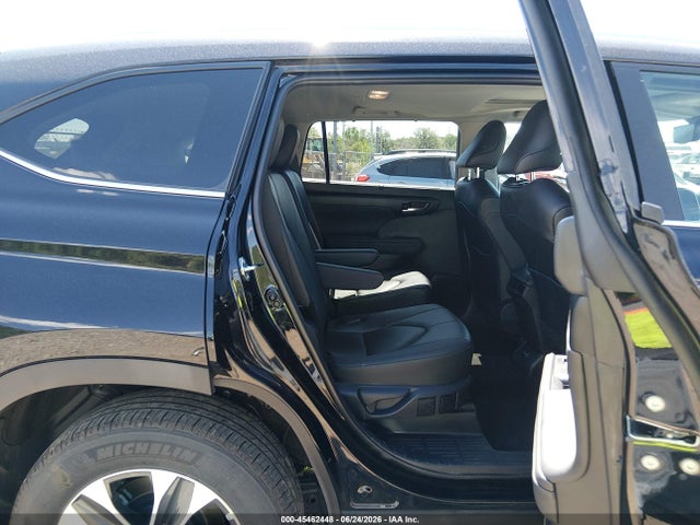 Toyota Highlander Xle 2026 5TDKDRBH3TS604504 Image 8