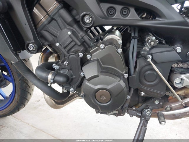Yamaha MT09 2020 JYARN53E0LA007974 Image 9