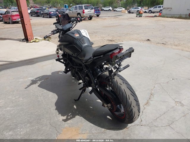 45462481 :رقم المزاد ، JYARM32Y8NA001202 vin ، 2022 Yamaha Mt07 C مزاد بيع