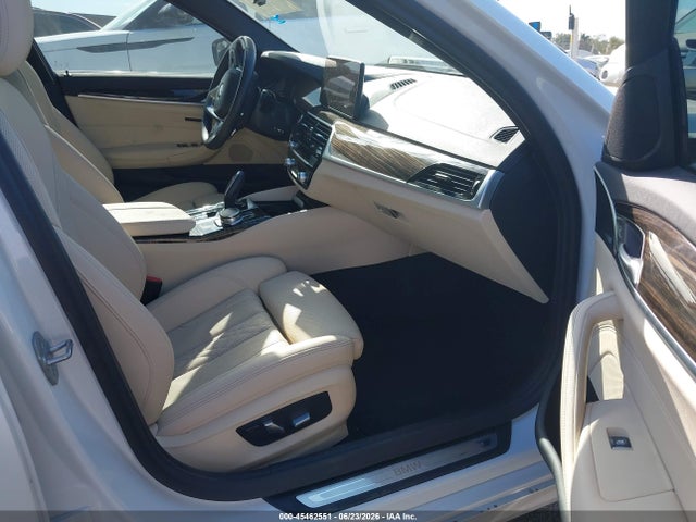 BMW 530e 2023 WBA13AG09PCL38347 Image 5