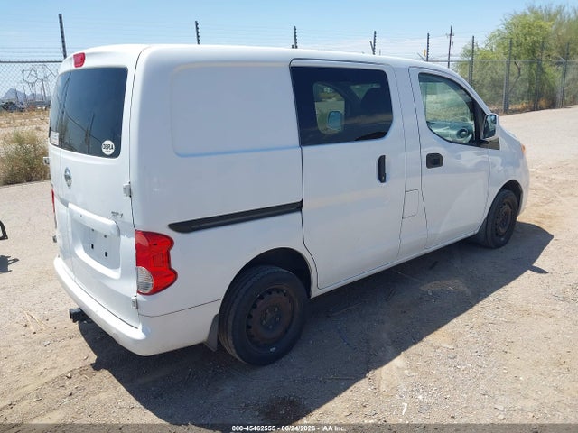 2015 Nissan Nv200 Sv მანქანა იყიდება აუქციონზე, vin: 3N6CM0KN9FK706943, აუქციონის ნომერი: 45462555