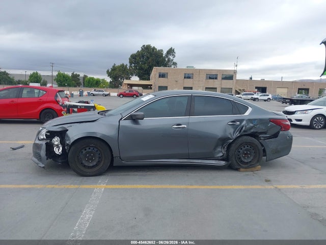 Nissan Altima 2.5 S 2018 1N4AL3AP8JC281947 Image 15