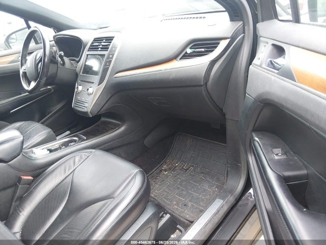 Продажа на аукционе авто 2017 Lincoln Mkc Select, vin: 5LMCJ2C9XHUL28801, номер лота: 45462675