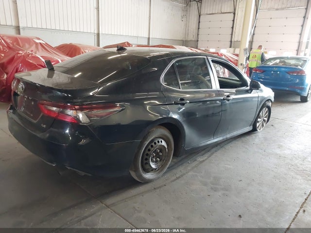 4T1C11AK2NU694573 Toyota CAMRY LE