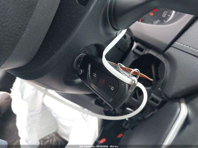 Toyota RAV4 LE 2019 2T3K1RFV9KC021300 Image 11