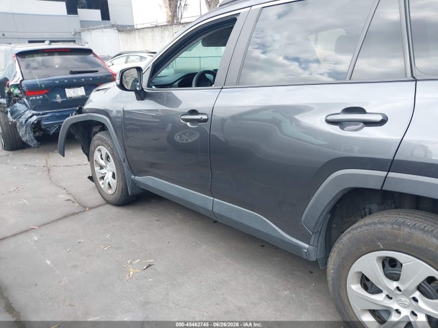 Toyota RAV4 LE 2019 2T3K1RFV9KC021300 Image 15