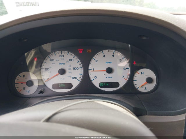 45462746 :رقم المزاد ، 2C4GP44371R311230 vin ، 2001 Chrysler Town & Country Lx مزاد بيع