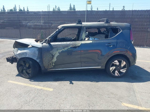 KNDJ53AUXP7884622 KIA Soul Gt-line