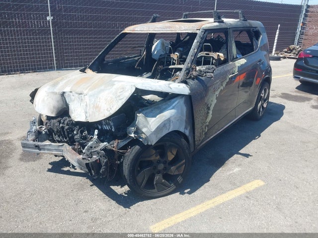 KNDJ53AUXP7884622 KIA Soul Gt-line
