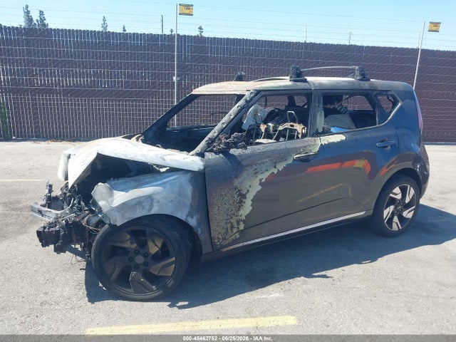 KNDJ53AUXP7884622 KIA Soul Gt-line