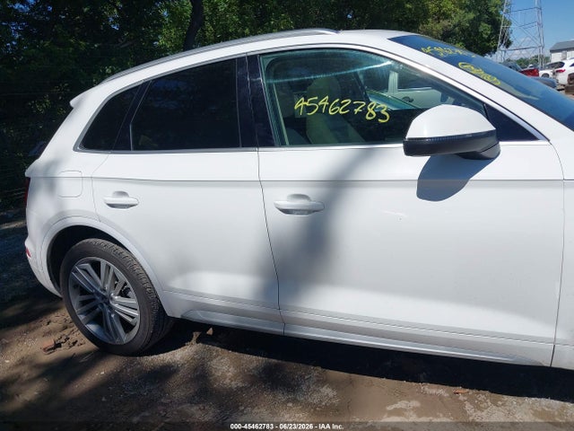 2018 Audi Q5 2.0t Premium/2.0t Tech Premium მანქანა იყიდება აუქციონზე, vin: WA1BNAFY8J2234366, აუქციონის ნომერი: 45462783