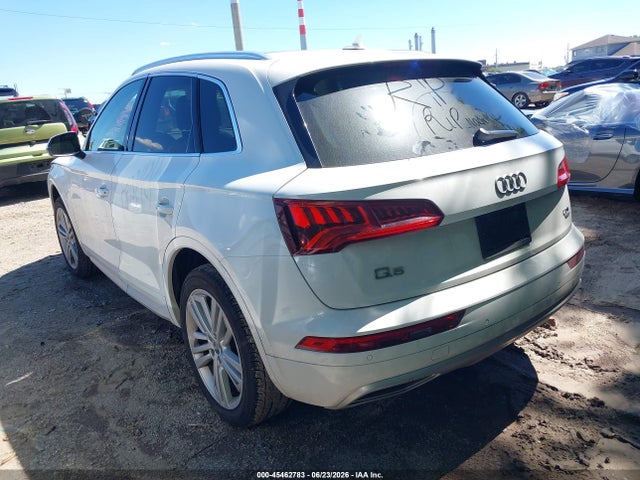 2018 Audi Q5 2.0t Premium/2.0t Tech Premium მანქანა იყიდება აუქციონზე, vin: WA1BNAFY8J2234366, აუქციონის ნომერი: 45462783