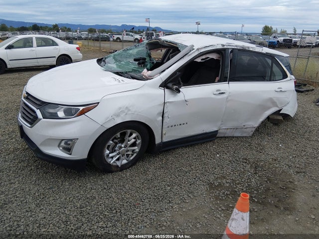 Chevrolet EQUINOX LT 2018 2GNAXJEV1J6171284 Image 2