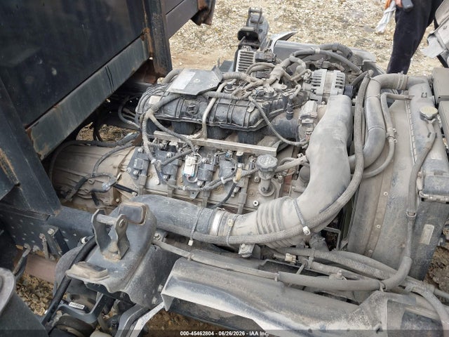 45462804 :رقم المزاد ، 54DC4W1B4HS808240 vin ، 2017 Isuzu Npr Hd Gas Reg مزاد بيع
