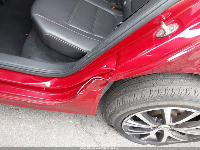 3VWDB7AJ5JM228258 Volkswagen Jetta 1.4t Se/1.4t Wolfsburg Edition