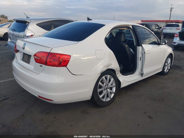 3VWD17AJ6EM390764 Volkswagen Jetta 1.8t Se