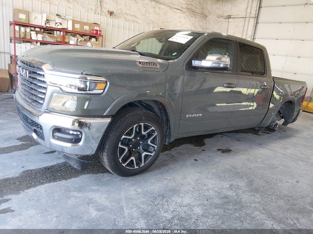 1C6SRFJP4TN322510 RAM 1500 Laramie 4x4 5&#039;7 Box