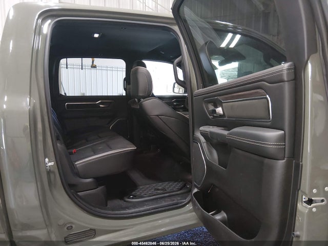 1C6SRFJP4TN322510 RAM 1500 Laramie 4x4 5&#039;7 Box