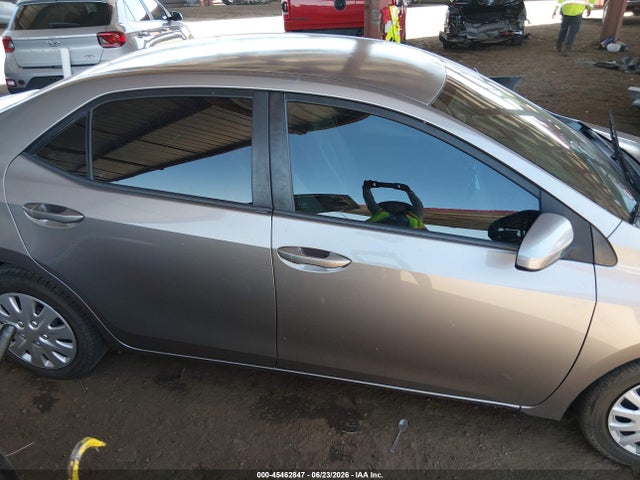 Toyota COROLLA LE 2015 5YFBURHEXFP312407 Image 13