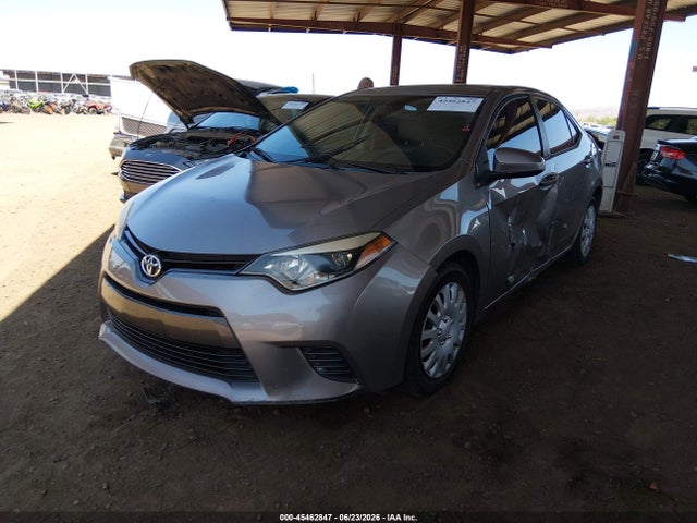 Toyota COROLLA LE 2015 5YFBURHEXFP312407 Image 2