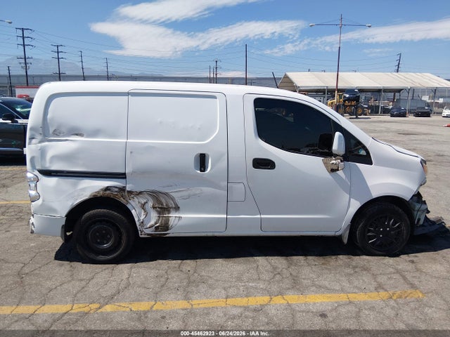 3N6CM0KN2HK695500 Nissan NV200 SV
