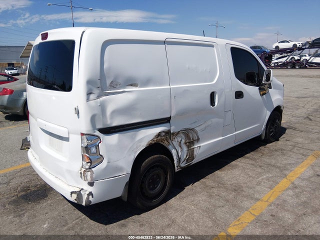 3N6CM0KN2HK695500 Nissan NV200 SV