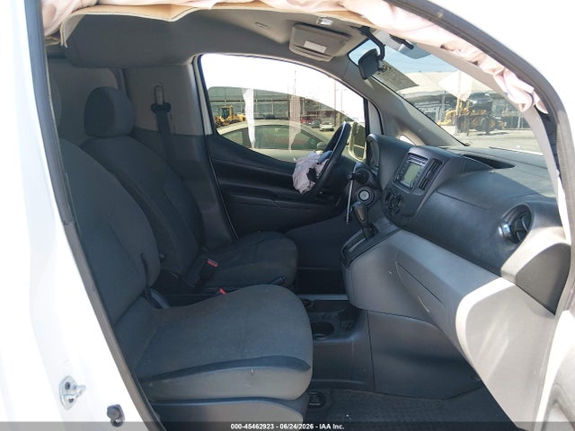 3N6CM0KN2HK695500 Nissan NV200 SV