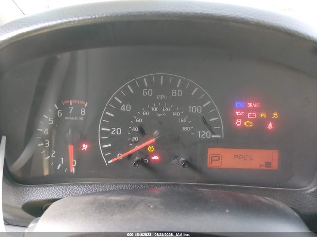 3N6CM0KN2HK695500 Nissan NV200 SV