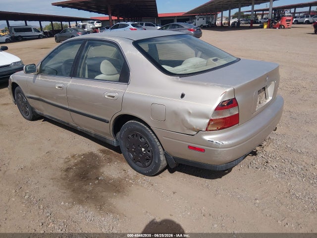 1995 Honda Accord Lx/ex მანქანა იყიდება აუქციონზე, vin: 1HGCD5636SA153822, აუქციონის ნომერი: 45462935