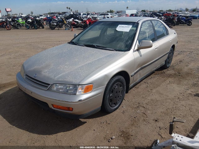 1995 Honda Accord Lx/ex მანქანა იყიდება აუქციონზე, vin: 1HGCD5636SA153822, აუქციონის ნომერი: 45462935