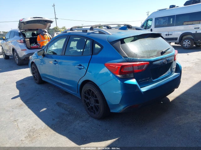 Subaru Impreza 2.0i Premium 2018 4S3GTAD63J3742709 Image 3