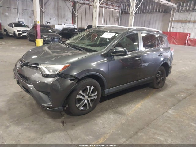 Toyota RAV4 LE 2016 2T3ZFREV0GW267188 Image 2