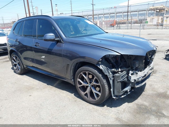 BMW X5 Sdrive40i 2021 5UXCR4C09M9E62128 zdjęcie główne
