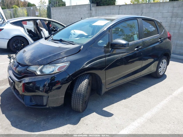 Honda FIT LX 2016 JHMGK5H57GX015925 Image 2
