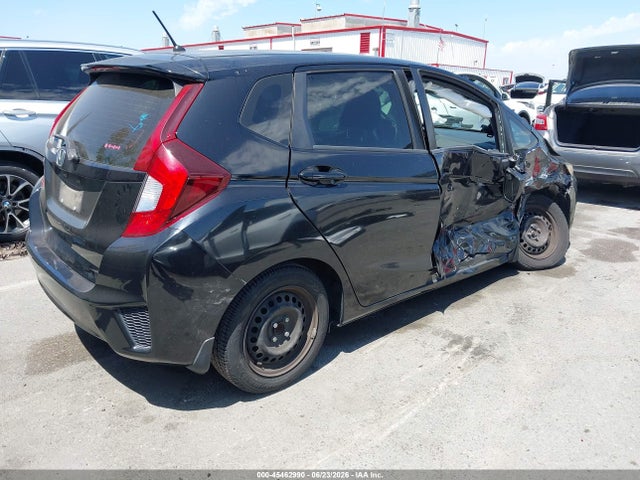Honda FIT LX 2016 JHMGK5H57GX015925 Image 4